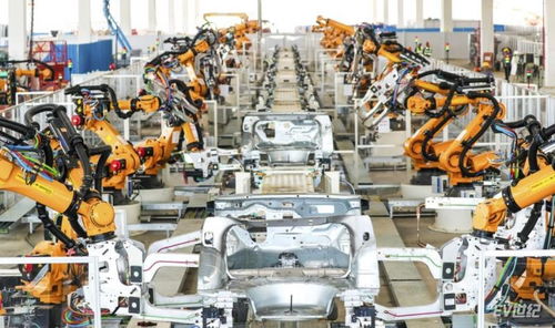 恒大汽車基地超燃霸屏 黑燈工廠 曝光