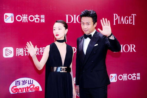 這些男明星們的紅毯造型,我真的不知道該先救誰